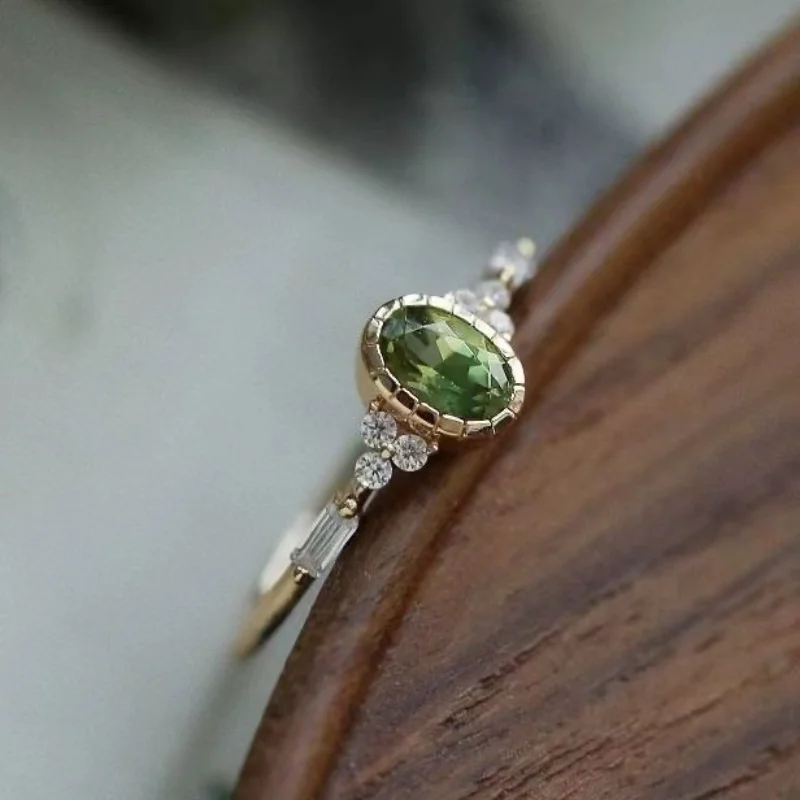 Свежие кольца с оливково-зелеными камнями для женщин, винтажный дизайн, высококачественное легкое Роскошное обручальное кольцо, серебряные украшения