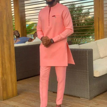 2023 Кафтан Элегантный мужской костюм в африканском стиле Розовая простая рубашка с длинным рукавом и повседневные брюки Комплект из 2 предметов Свадебные мужские костюмы